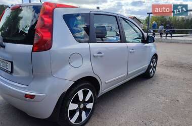 Хэтчбек Nissan Note 2008 в 