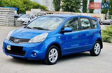 Хэтчбек Nissan Note 2010 в Киеве