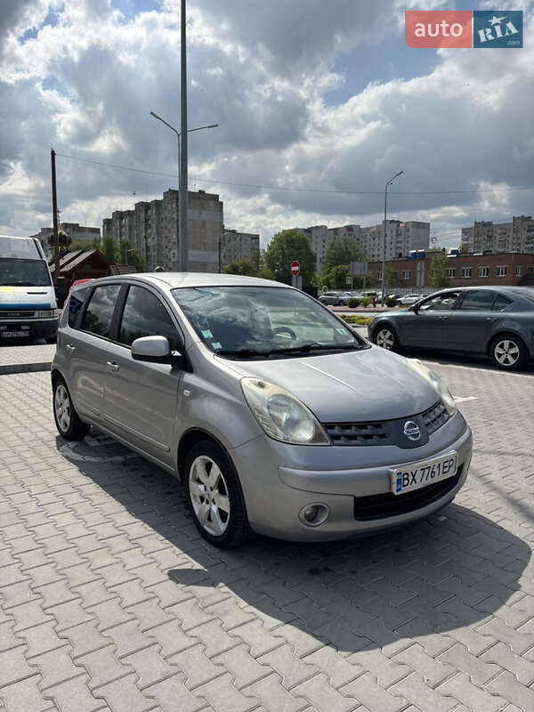Хетчбек Nissan Note 2008 в Хмельницькому