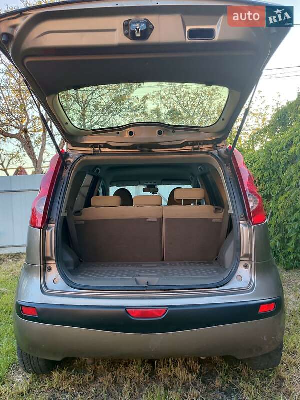 Хэтчбек Nissan Note 2007 в Одессе