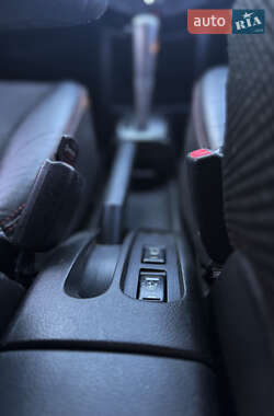 Хэтчбек Nissan Note 2007 в 