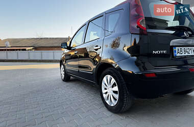 Хетчбек Nissan Note 2011 в 