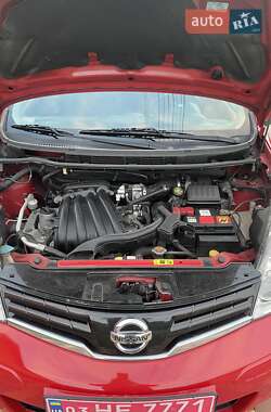 Хетчбек Nissan Note 2010 в 