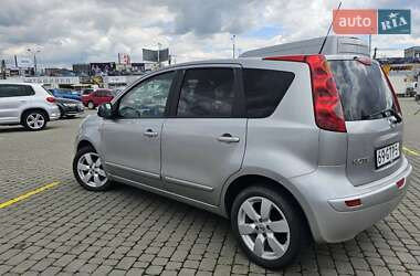 Хэтчбек Nissan Note 2008 в 
