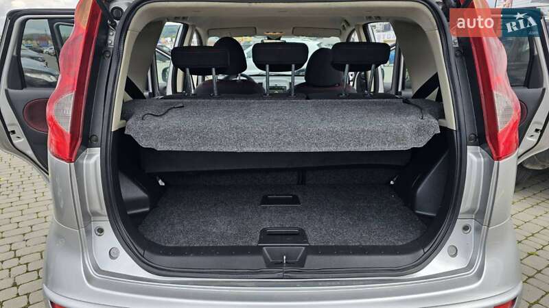 Хетчбек Nissan Note 2008 в Чернівцях