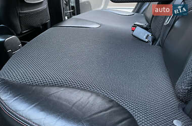 Хэтчбек Nissan Note 2009 в 