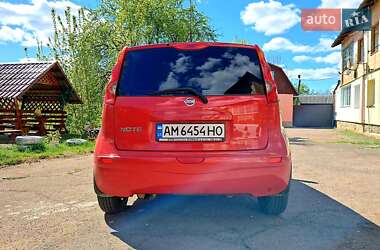 Хэтчбек Nissan Note 2008 в 