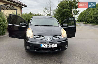 Хэтчбек Nissan Note 2008 в 