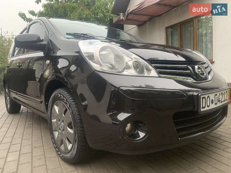 Хэтчбек Nissan Note 2010 в Казатине