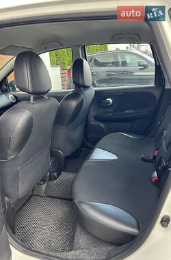 Хэтчбек Nissan Note 2013 в 