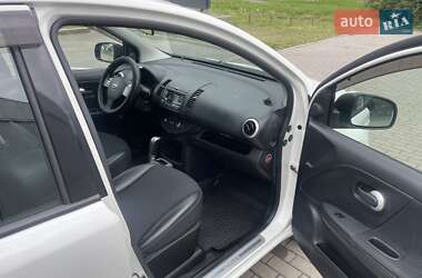 Хетчбек Nissan Note 2012 в 