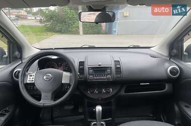 Хетчбек Nissan Note 2012 в 