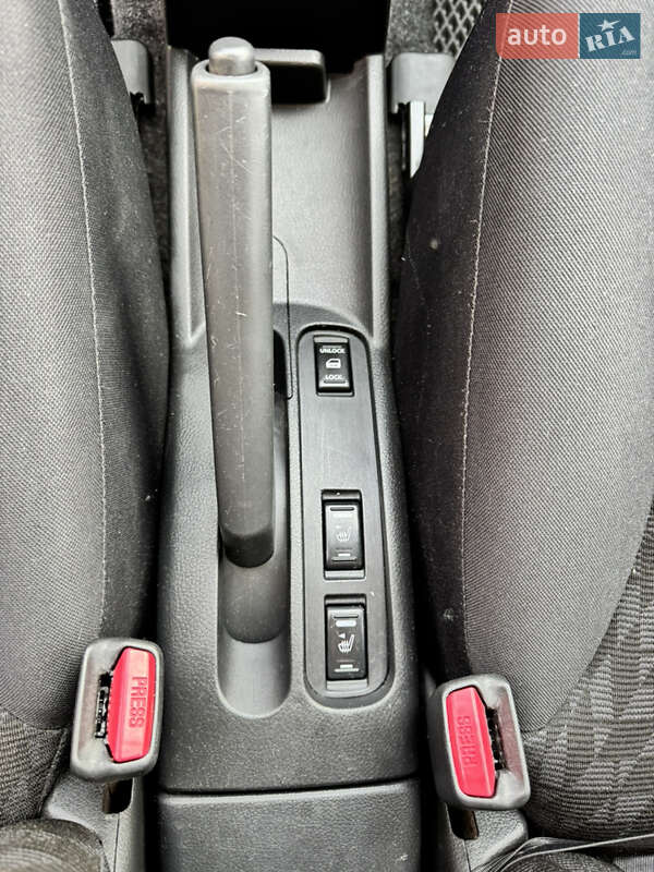 Хэтчбек Nissan Note 2008 в Ивано-Франковске