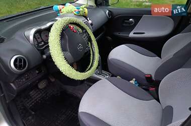 Хэтчбек Nissan Note 2008 в 
