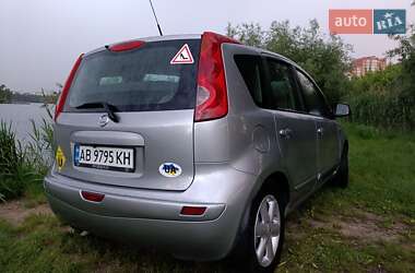 Хэтчбек Nissan Note 2008 в 