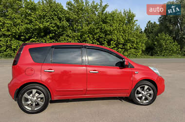 Хетчбек Nissan Note 2010 в 