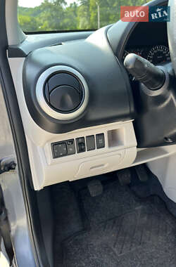 Хетчбек Nissan Note 2009 в 