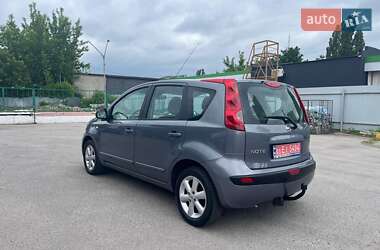 Хетчбек Nissan Note 2007 в 