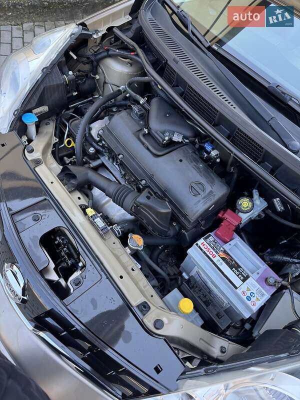 Хетчбек Nissan Note 2011 в Чернівцях