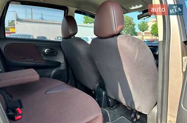 Хэтчбек Nissan Note 2007 в 
