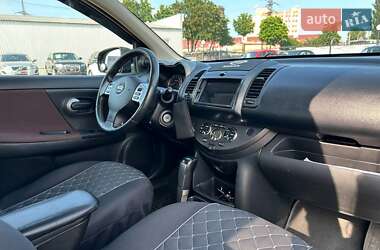 Хэтчбек Nissan Note 2007 в 