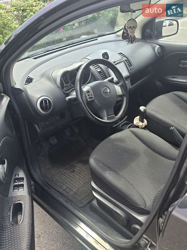 Хэтчбек Nissan Note 2006 в Вышгороде