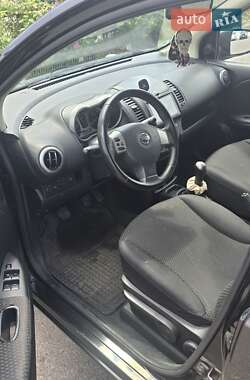 Хэтчбек Nissan Note 2006 в 
