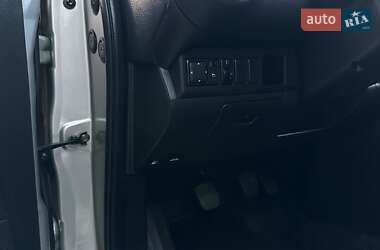Хэтчбек Nissan Note 2006 в 