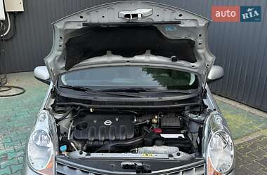 Хэтчбек Nissan Note 2006 в 