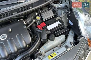 Хэтчбек Nissan Note 2006 в 
