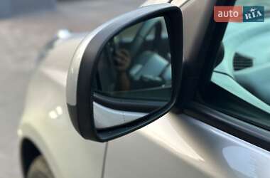 Хэтчбек Nissan Note 2006 в 