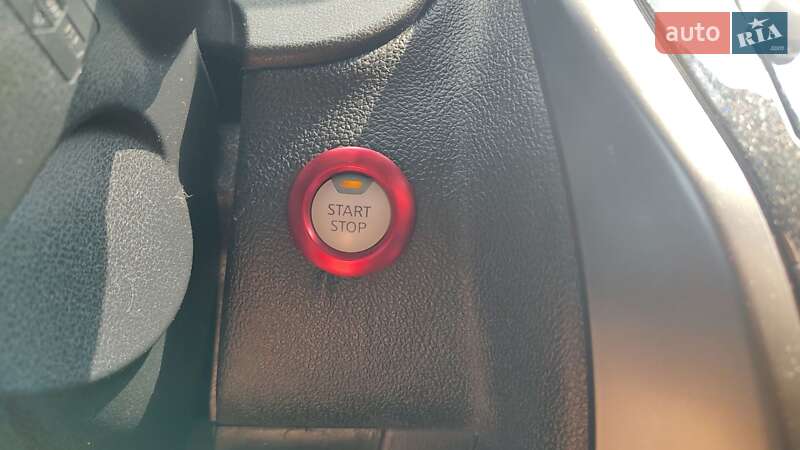Хэтчбек Nissan Note 2017 в Ржищеве