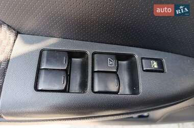 Хэтчбек Nissan Note 2006 в 