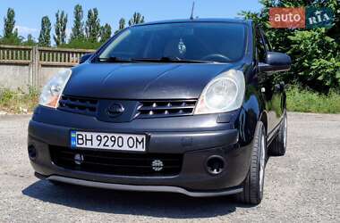 Хетчбек Nissan Note 2006 в Білгороді-Дністровському