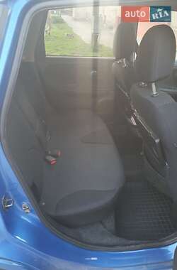 Хэтчбек Nissan Note 2008 в 