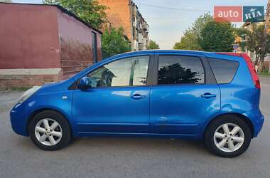 Хэтчбек Nissan Note 2008 в 