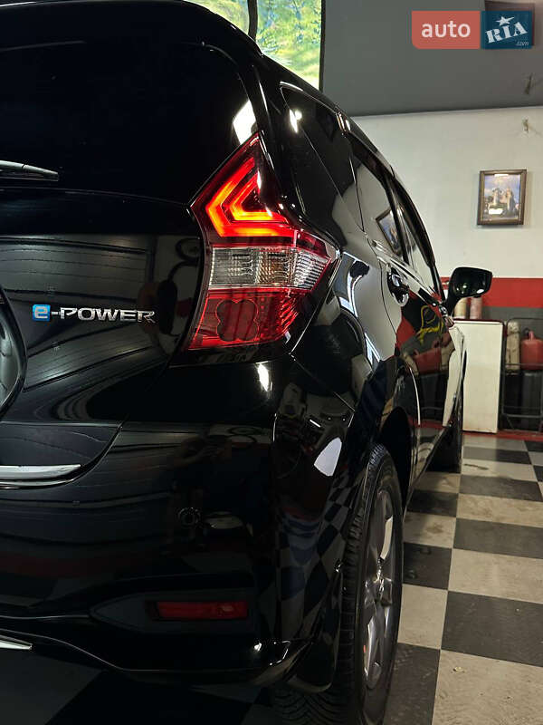 Хэтчбек Nissan Note 2017 в Одессе