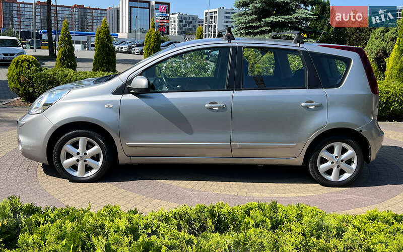 Хетчбек Nissan Note 2010 в Львові