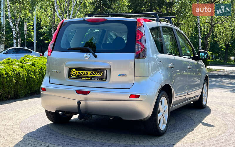 Хетчбек Nissan Note 2010 в Львові