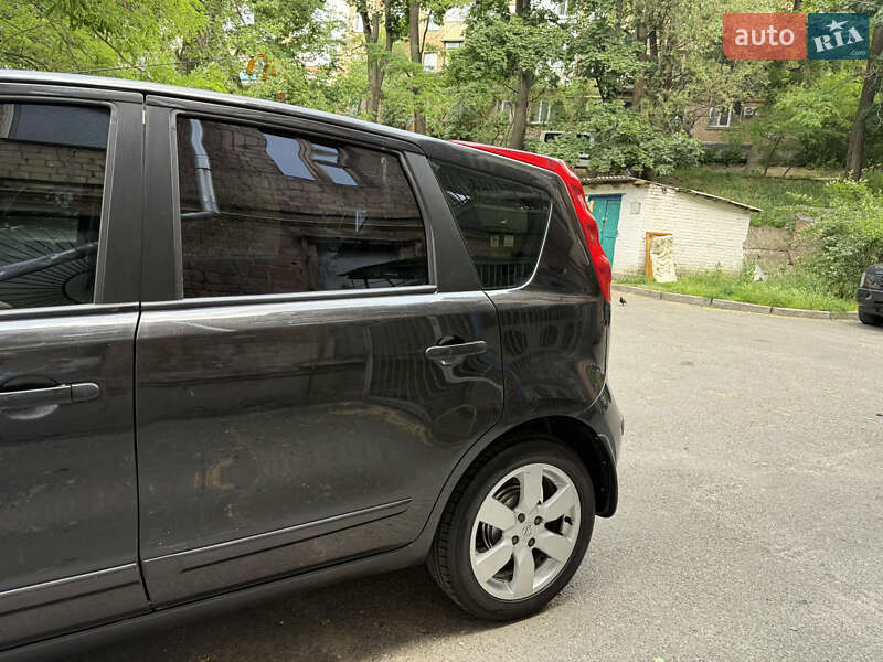 Хетчбек Nissan Note 2006 в Києві