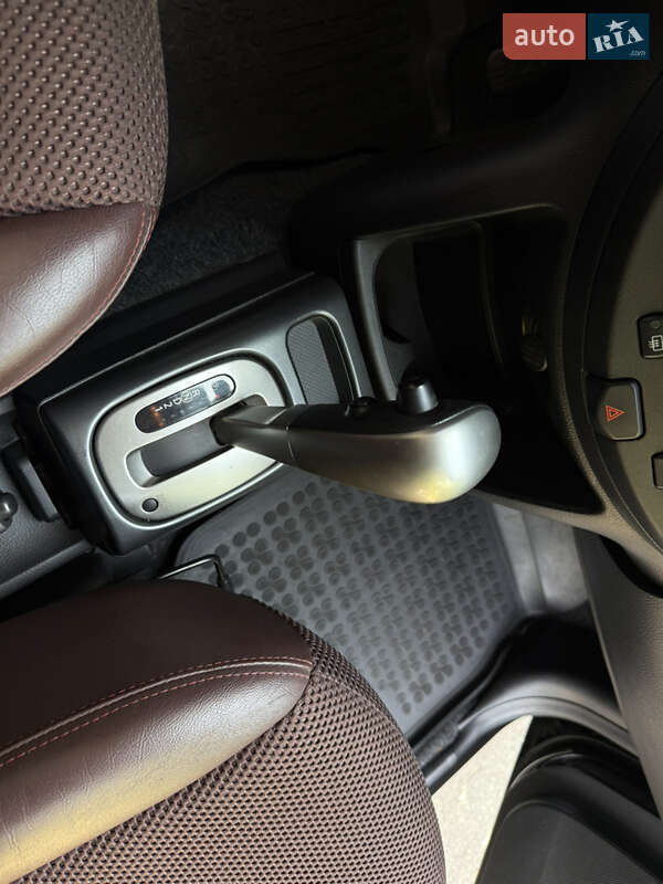 Хетчбек Nissan Note 2006 в Києві