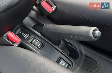 Хэтчбек Nissan Note 2012 в 