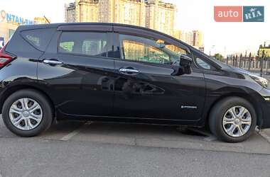 Хэтчбек Nissan Note 2017 в 
