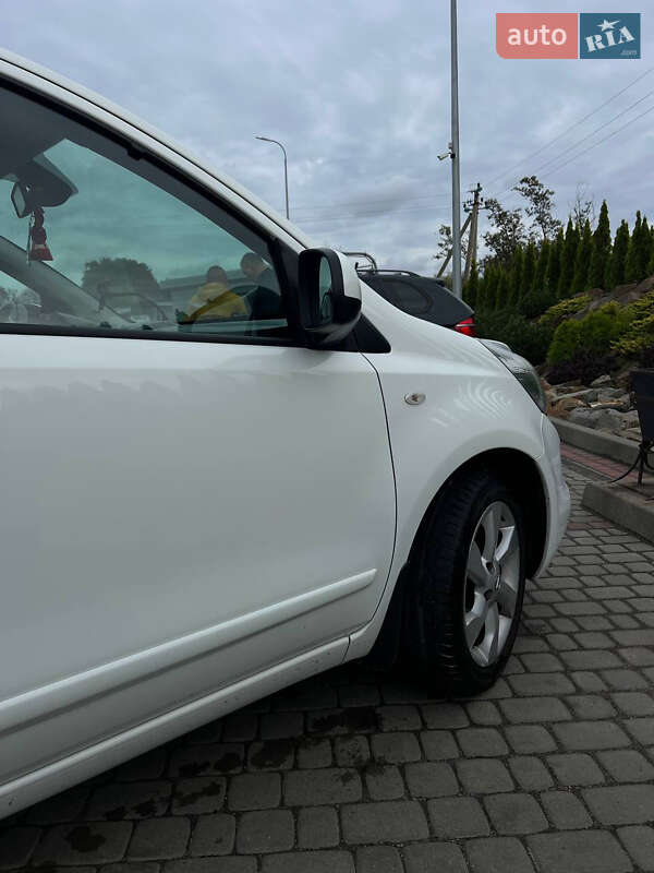 Хетчбек Nissan Note 2010 в Львові