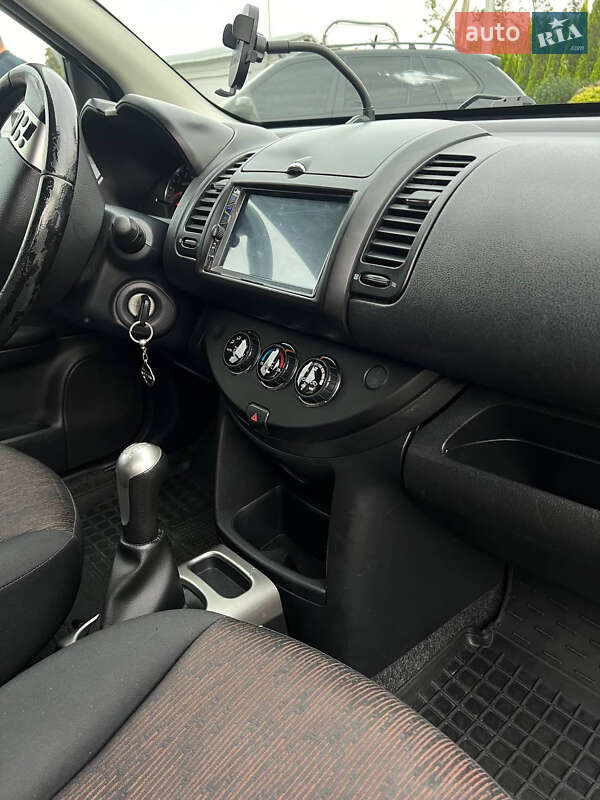 Хетчбек Nissan Note 2010 в Львові