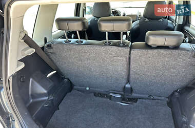 Хэтчбек Nissan Note 2012 в 
