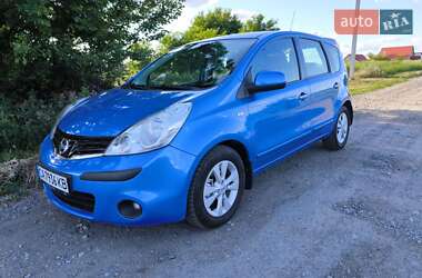 Хэтчбек Nissan Note 2011 в Смеле