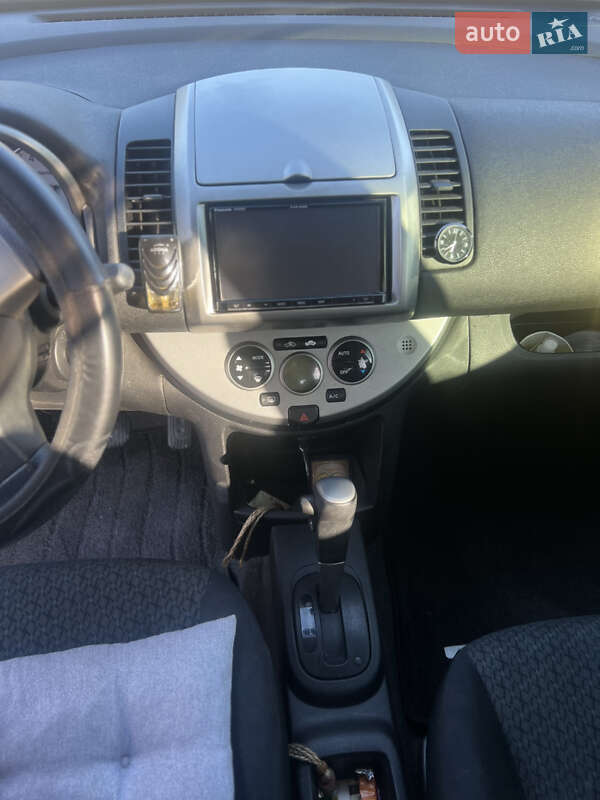 Хэтчбек Nissan Note 2011 в Белгороде-Днестровском