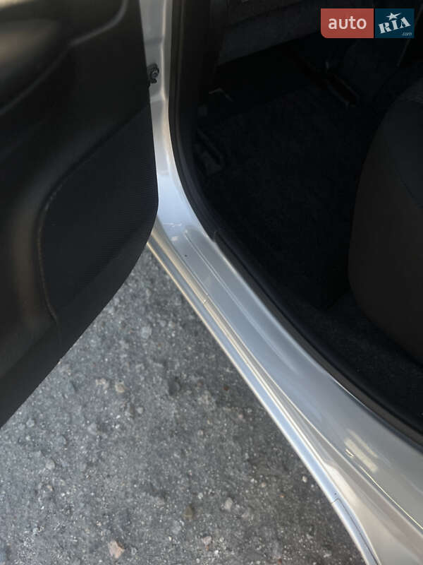 Хэтчбек Nissan Note 2011 в Белгороде-Днестровском