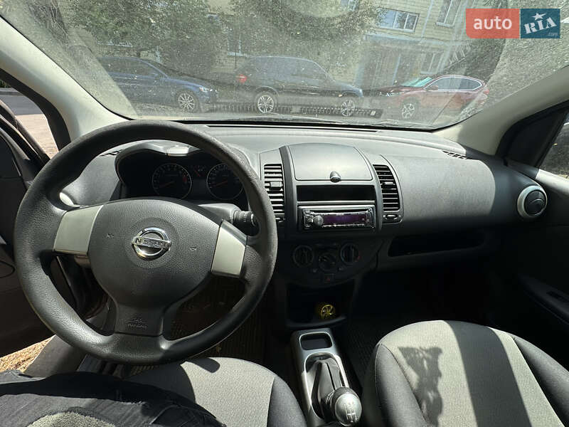 Хетчбек Nissan Note 2013 в Дніпрі